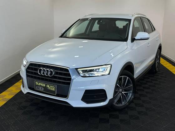 AUDI Q3 1.4 TFSI FLEX PRESTIGE S TRONIC
